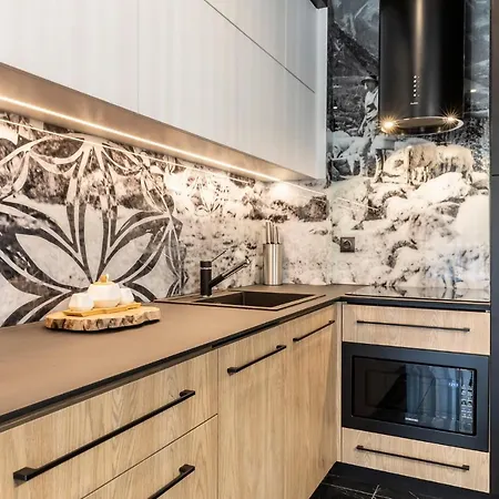 Czerwona Izba & Apartment *