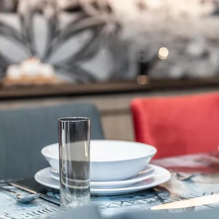 Apartment Czerwona Izba &
